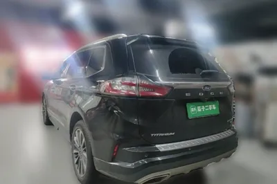 Ford Edge 2021, 112000 км, за 109451.59 CNY