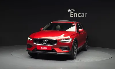 Volvo V60 2020, 39794 км, за 29500000 KRW