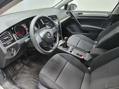 Volkswagen Golf 2018, 120000 км, за 28800 CNY - фото 5