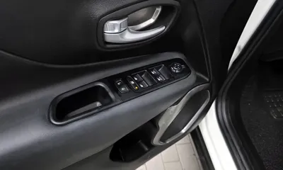 Jeep Renegade 2020, 66791 км, за 15490000 KRW - фото 31