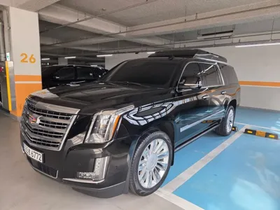 Cadillac Escalade · 2020 год