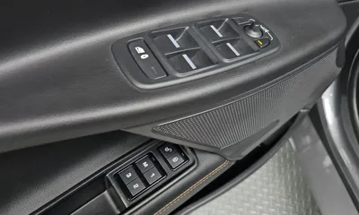 Jaguar XE 2016, 74741 км, за 8000000 KRW - фото 12