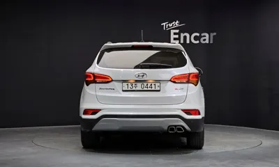 Hyundai Santafe 2016, 240952 км, за 7700000 KRW