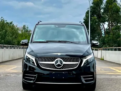 Mercedes-Benz V-Class 2024, 56000 км, за 338000 CNY