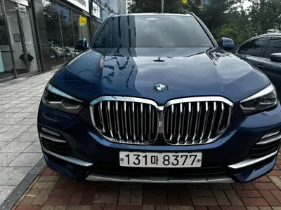 BMW X5 · 2021 год