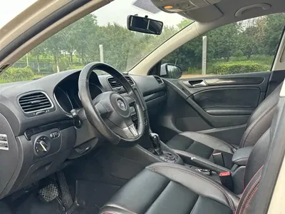 Volkswagen Golf 2013, 120000 км, за 21800 CNY - фото 8