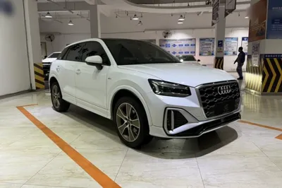 Audi Q2L 2022, 23700 км, за 138950.91 CNY