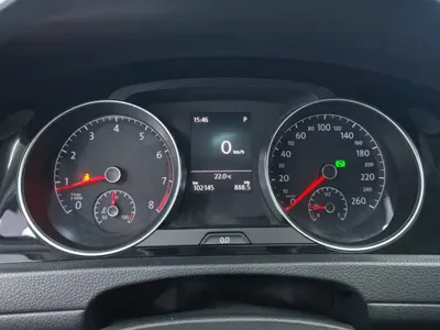 Volkswagen Golf 2016, 102100 км, за 45800 CNY - фото 14
