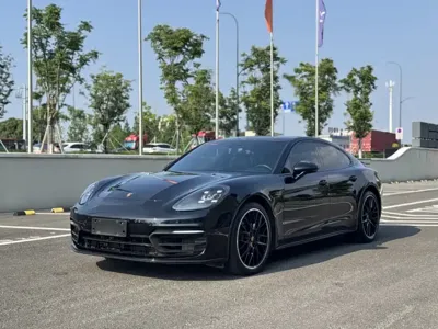 Porsche Panamera 2021, 43000 км, за 560500 CNY - фото 1