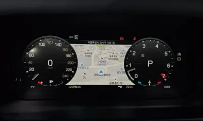 Land Rover Defender 2023, 24985 км, за 89990000 KRW - фото 8