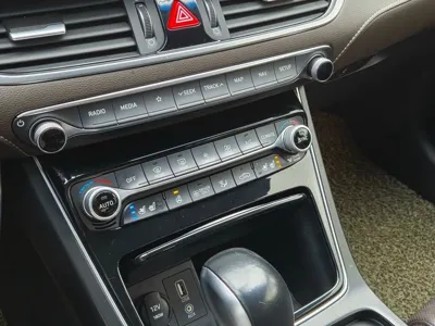 Hyundai Grandeur 2018, 85400 км, за 19500000 KRW - фото 12