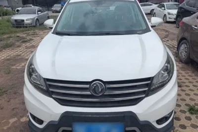 Dongfeng Fengon 580 2017, 126100 км, за 29081.71 CNY