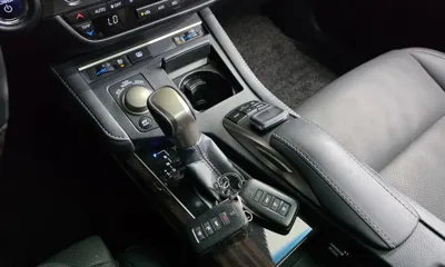Lexus ES 2017, 118585 км, за 22500000 KRW - фото 9