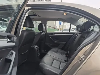Volkswagen Sagitar 2016, 56000 км, за 38000 CNY - фото 8