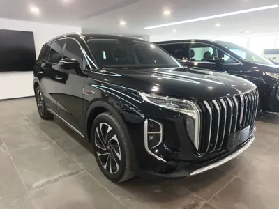 Hongqi HS7 PHEV 2024, 14300 км, за 154714.98 CNY