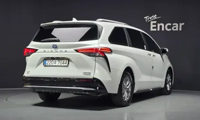 Toyota Sienna 2024, 20490 км, за 57900000 KRW - фото 2