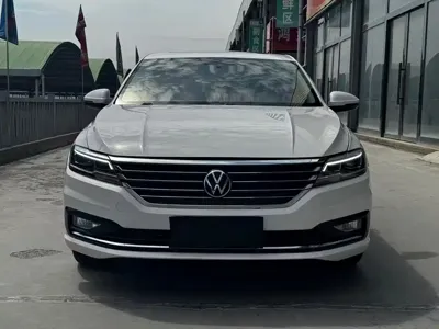 Volkswagen Lavida 2019, 71000 км, за 45800 CNY