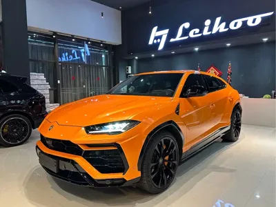 Lamborghini Urus · 2023 год