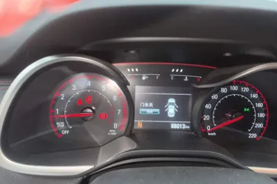 Chevrolet Monza 2020, 88100 км, за 45668.76 CNY - фото 8