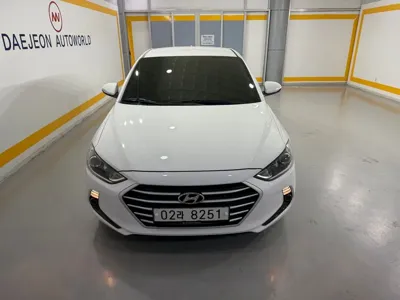 Hyundai Avante · 2017 год