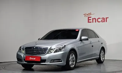 Mercedes-Benz E-Class · 2012 год