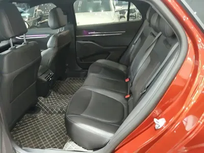 Ford Mondeo 2025, 2300 км, за 126600 CNY - фото 17