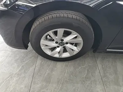 Volkswagen 帕萨特插电混动 2026, 100 км, за 136400 CNY - фото 23