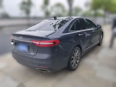 Ford Taurus 2019, 44300 км, за 9740.94 CNY - фото 6