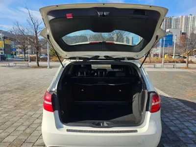 Mercedes-Benz B-Class 2017, 195525 км, за 7900000 KRW - фото 8
