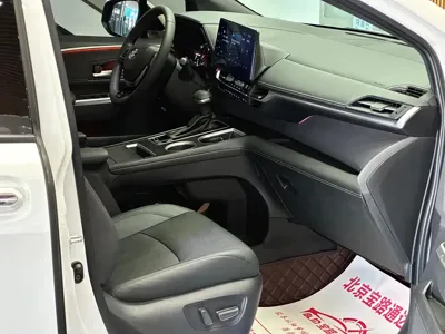 Toyota Sienna 2022, 51000 км, за 215000 CNY - фото 12