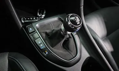 Hyundai Veloster 2019, 73689 км, за 13700000 KRW - фото 9