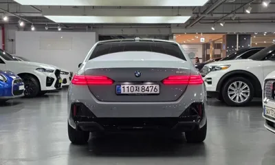 BMW 5-Series 2025, 3550 км, за 74990000 KRW
