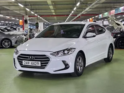 Hyundai Avante · 2016 год