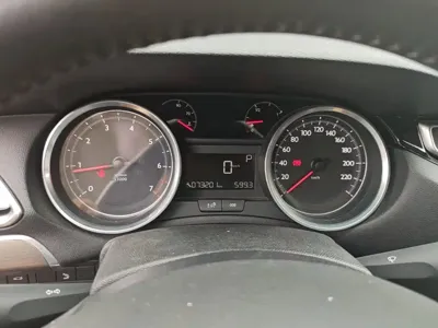 Peugeot 408 2016, 73200 км, за 20200 CNY - фото 12