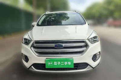 Ford Kuga 2017, 74600 км, за 43822.86 CNY