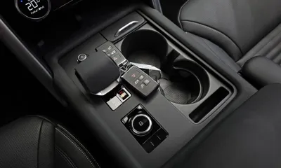 Land Rover Discovery 2024, 15264 км, за 63500000 KRW - фото 9