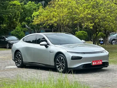 Xpeng P7 2022, 180000 км, за 71400 CNY