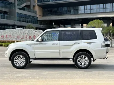 Mitsubishi Pajero (Import) 2019, 106000 км, за 113800 CNY - фото 5
