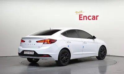 Hyundai Avante 2019, 55881 км, за 10500000 KRW - фото 2
