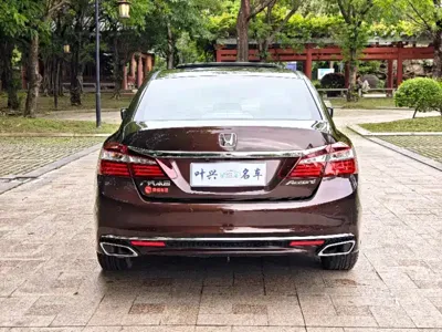 Honda Accord 2016, 90000 км, за 56800 CNY - фото 12