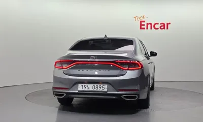 Hyundai Grandeur 2017, 112997 км, за 13300000 KRW