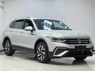 Volkswagen Tiguan L 2023, 15900 км, за 195799 CNY - фото 3