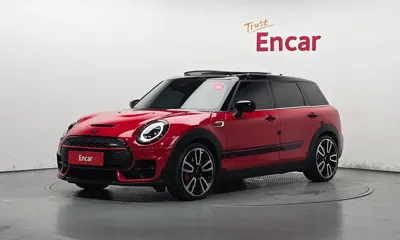 MINI Clubman · 2023 год