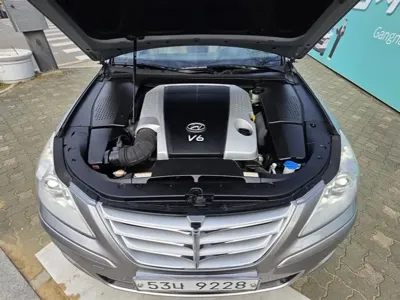 Hyundai Genesis 2010, 68404 км, за 6000000 KRW - фото 6
