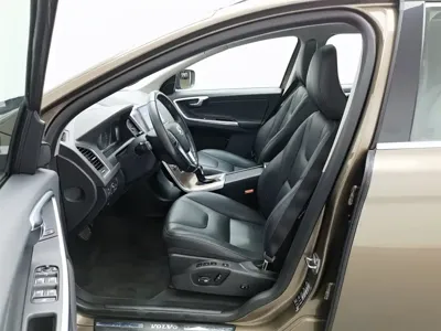 Volvo XC60 2017, 68900 км, за 52800 CNY - фото 10