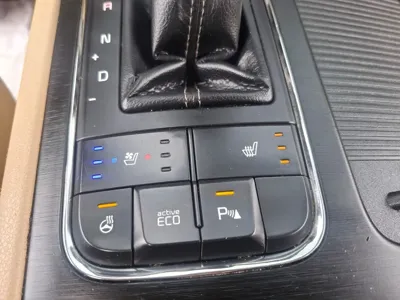 Kia Canival 2018, 257186 км, за 6500000 KRW - фото 18