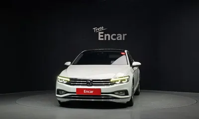 Volkswagen Passat 2021, 100019 км, за 22900000 KRW