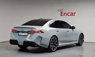 BMW M5 2026, 6779 км, за 185000000 KRW