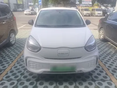 Roewe Clever 2022, 44100 км, за 34995.95 CNY