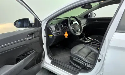Hyundai Avante 2018, 142820 км, за 9800000 KRW - фото 10